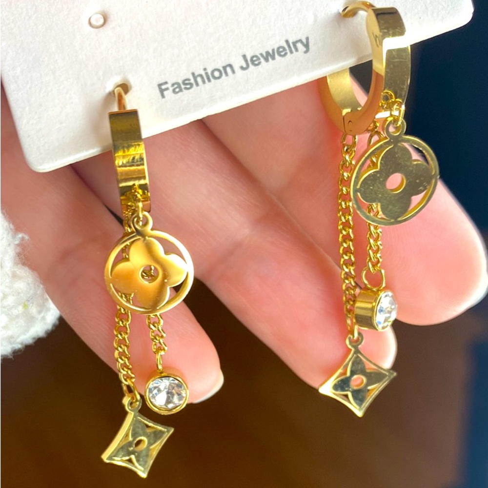 Fashion jewelry